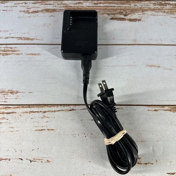 FujiFilm BC-W126 OEM Charger For NP-W126